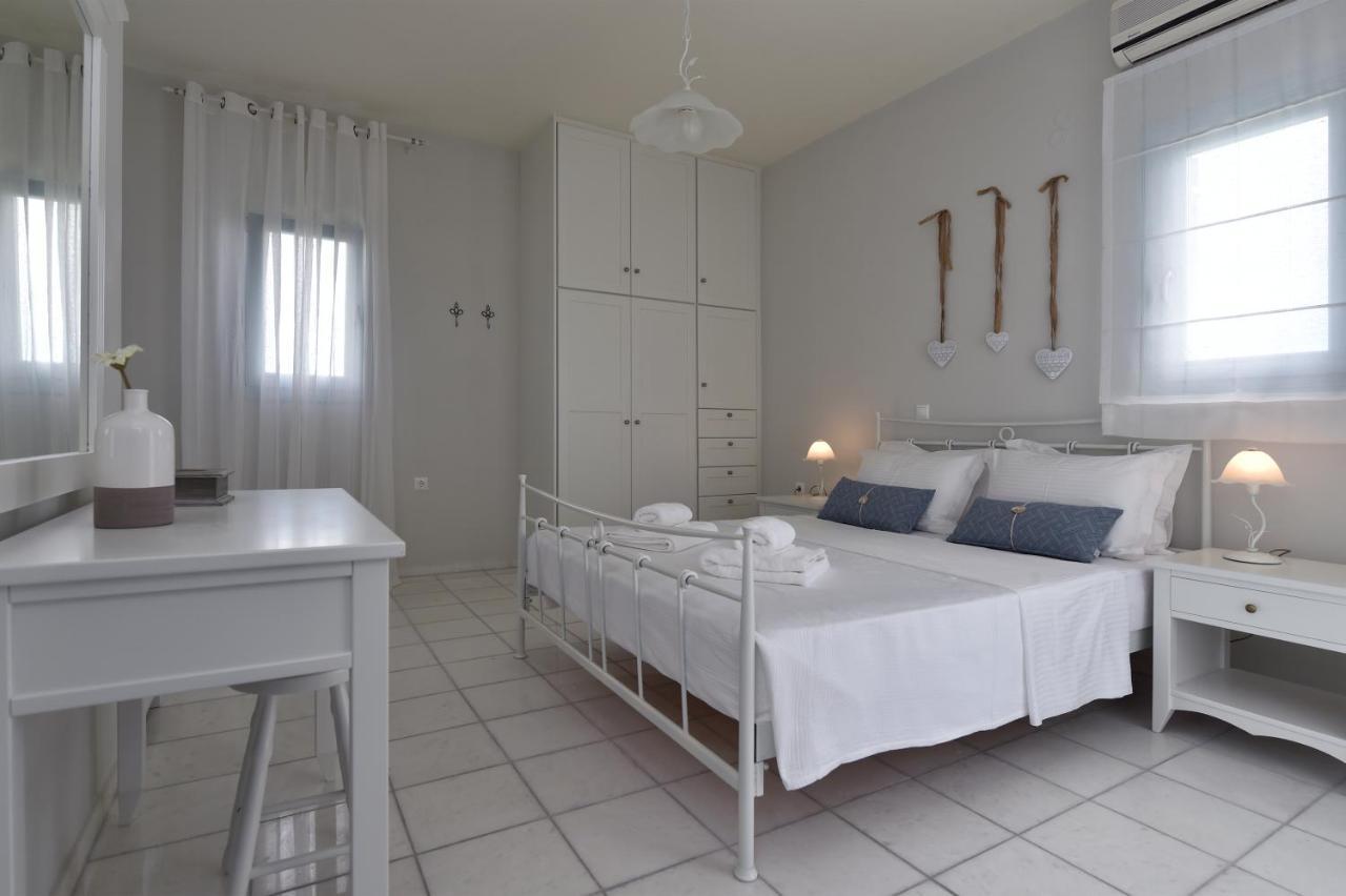 Tonia Apartments Paros Chrisi Akti  Ngoại thất bức ảnh
