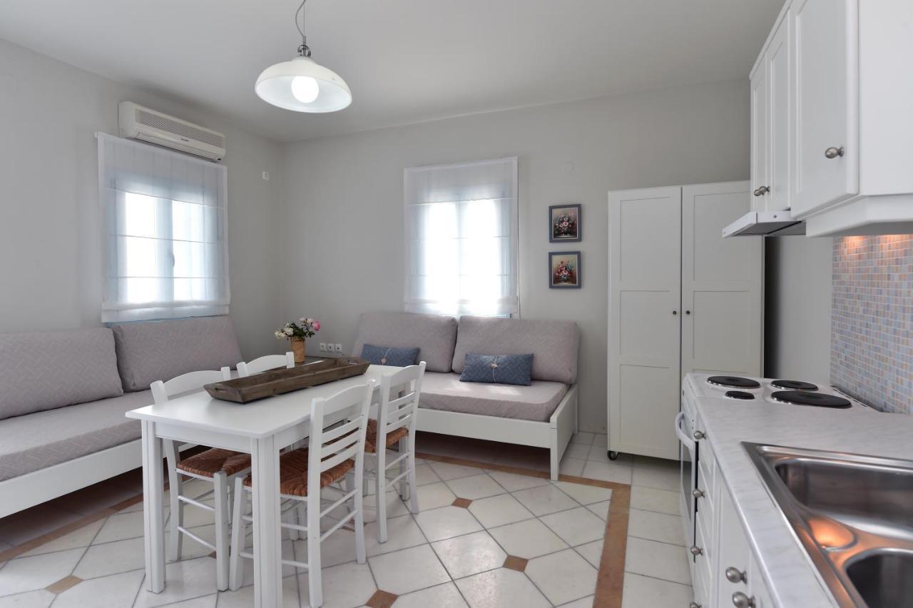 Tonia Apartments Paros Chrisi Akti  Ngoại thất bức ảnh